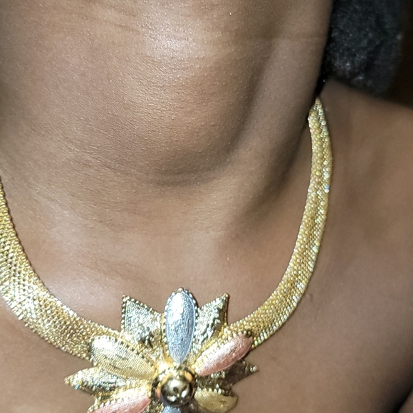 Vintage Jewelry - Picture 3 of 5